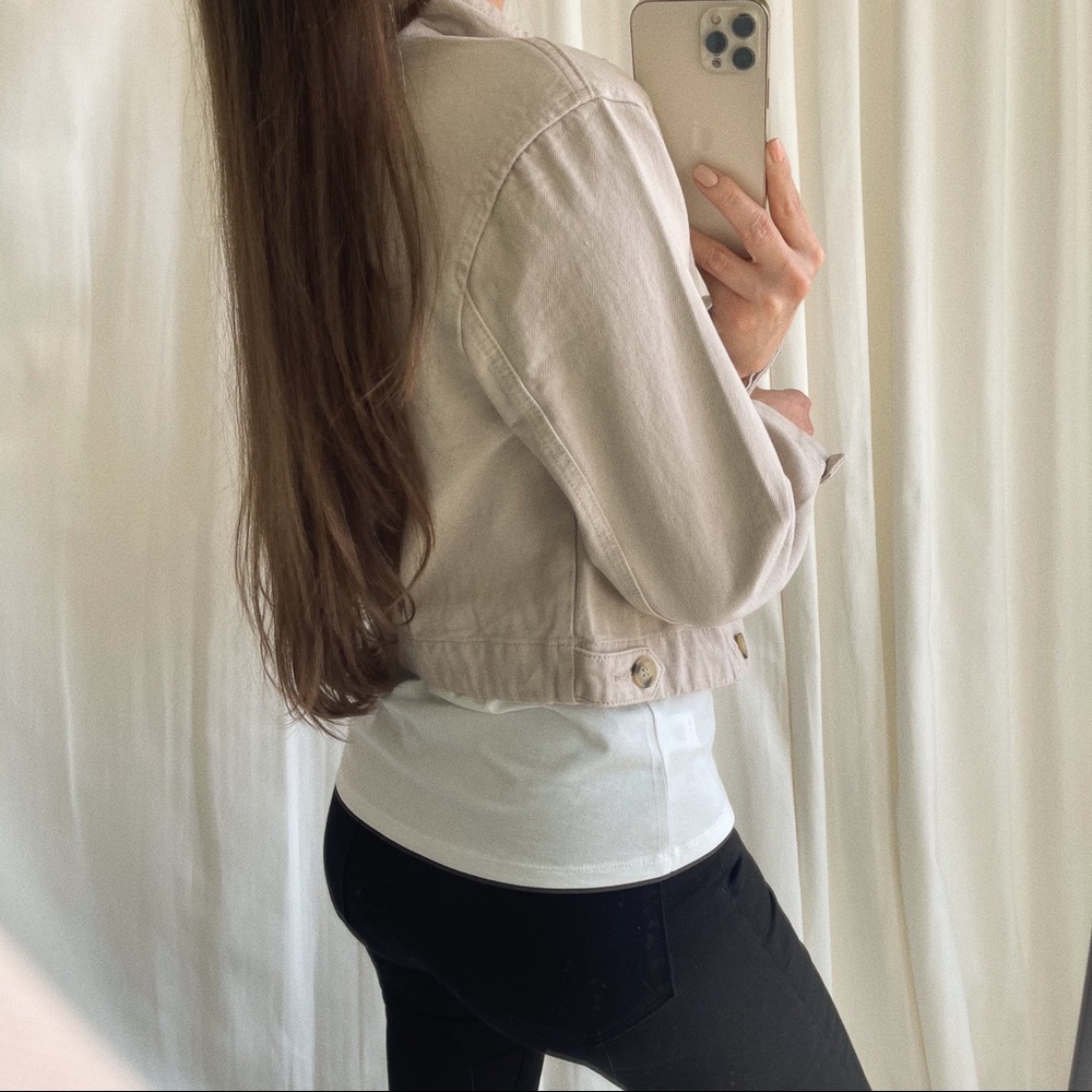 ELLIOT CROPPED JACKET — In Beige - Picture 7 of 11